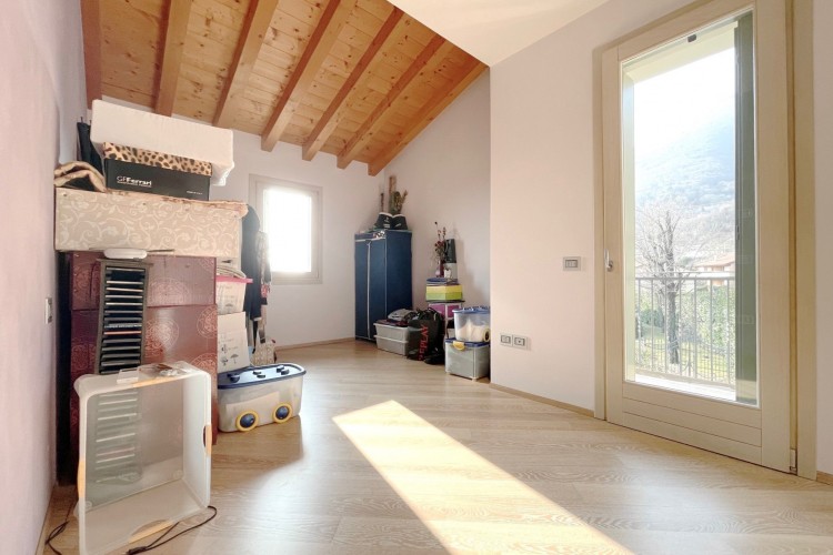 FANTASTICA VILLA SINGOLA A BORSO DEL GRAPPA