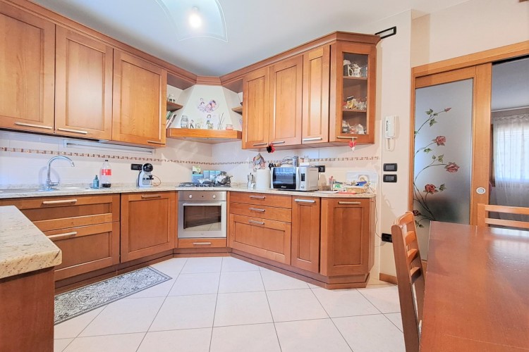 VILLA A SCHIERA A BORSO DEL GRAPPA