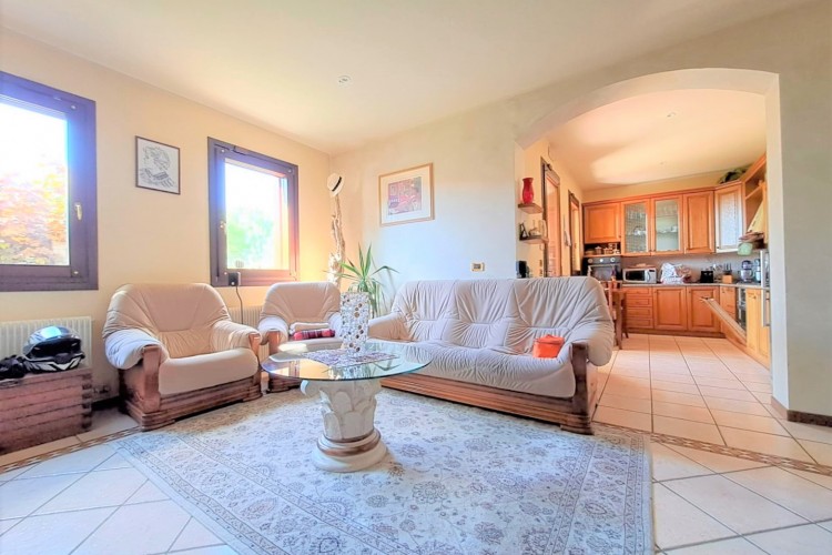 VILLA A SCHIERA INDIPENDENTE A PIEVE DEL GRAPPA