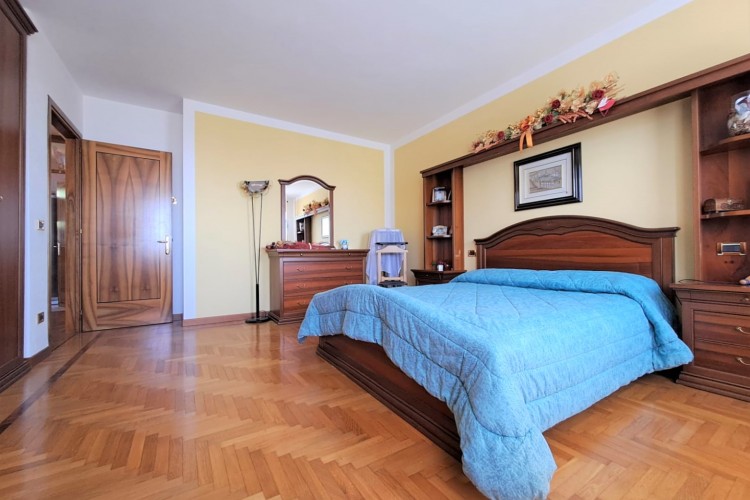 VILLA A SCHIERA INDIPENDENTE A PIEVE DEL GRAPPA
