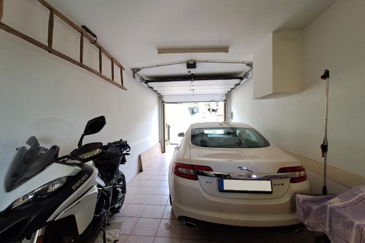 VILLA A SCHIERA INDIPENDENTE A PIEVE DEL GRAPPA