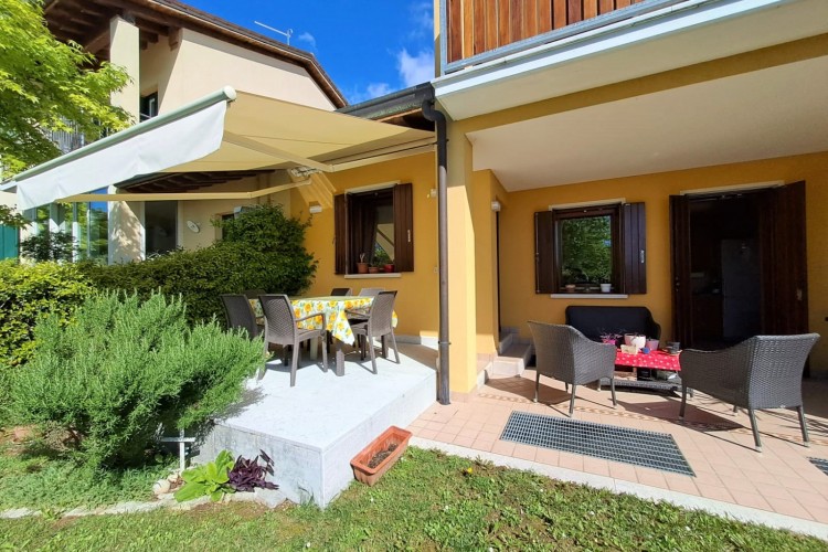 VILLA A SCHIERA INDIPENDENTE A PIEVE DEL GRAPPA