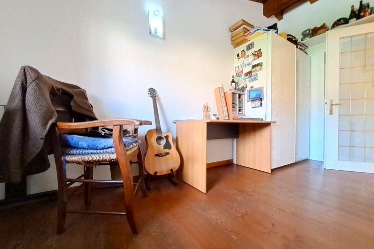 VILLA A SCHIERA A DUE PASSI DAL CENTRO DI BASSANO