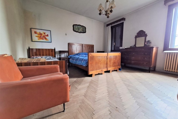 GRANDE CASA RUSTICA A DUE PASSI DA CITTADELLA
