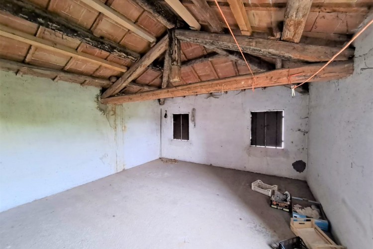 GRANDE CASA RUSTICA A DUE PASSI DA CITTADELLA