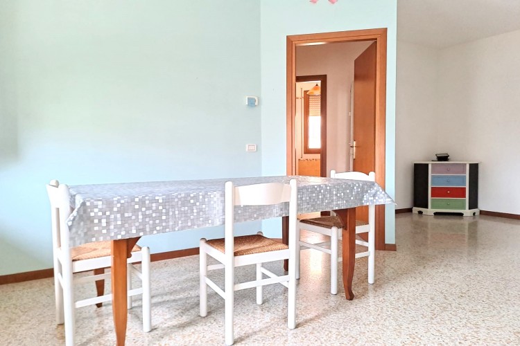 BILOCALE AL PIANO TERRA RIALZATO A ROSSANO VENETO
