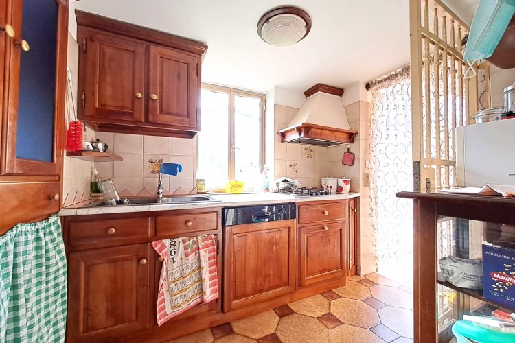 BICAMERE ARREDATO CON GIARDINO A CASTELLO DI GODEGO - USO TRANSITORIO