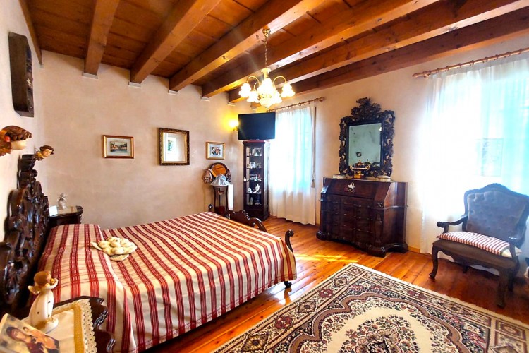 SPLENDIDA VILLA A SAN MARTINO DI LUPARI
