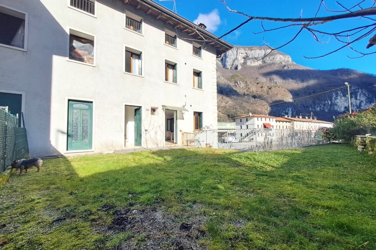 SPLENDIDO APPARTAMENTO BICAMERE INDIPENDENTE A VALBRENTA