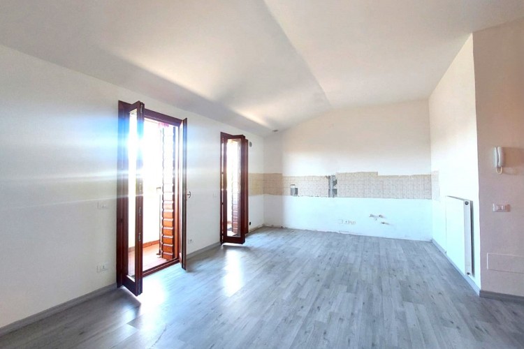 APPARTAMENTO AL PIANO PRIMO CON INGRESSO INDIPENDENTE A CA' BARONCELLO
