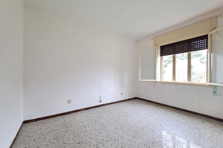 PORZIONE DI CASA BIFAMILIARE INDIPENDENTE CON AMPIO SCOPERTO PRIVATO A BASSANO DEL GRAPPA