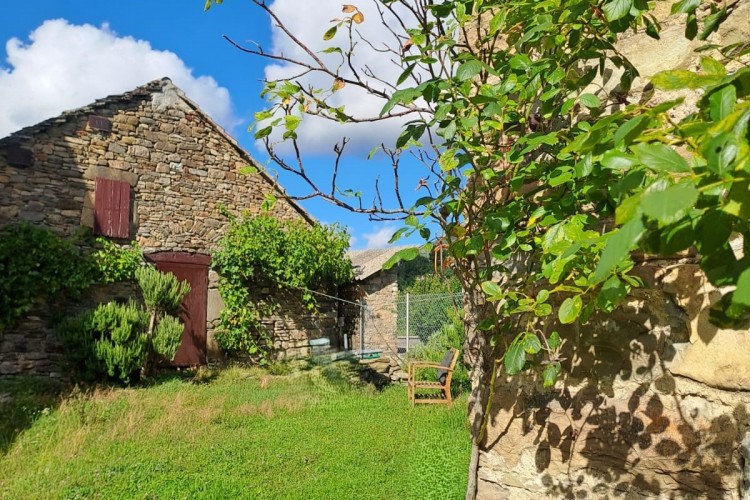 SUGGESTIVA CASA INDIPENDENTE A BERCETO