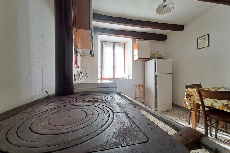 SUGGESTIVA CASA INDIPENDENTE A BERCETO