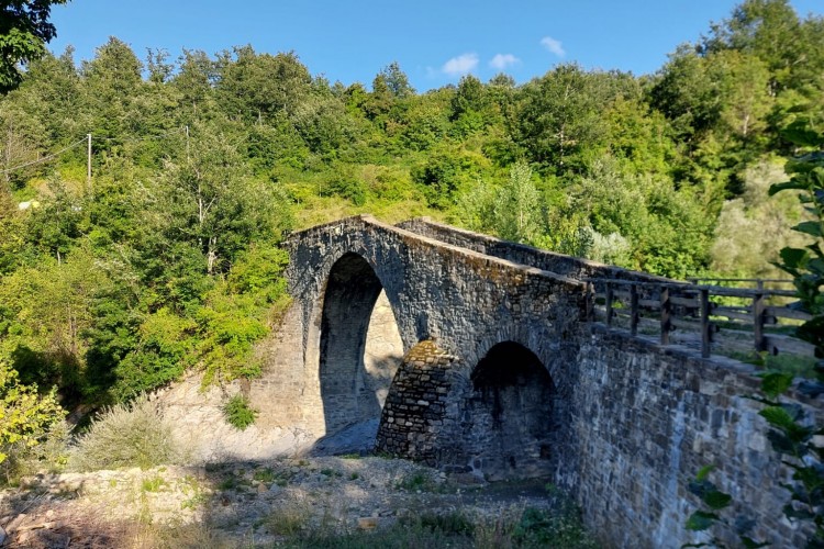 SUGGESTIVA CASA INDIPENDENTE A BERCETO