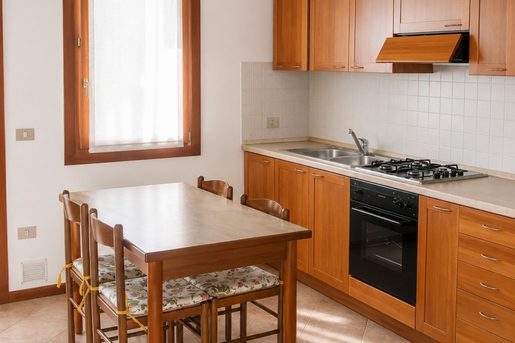 PIEVE DEL GRAPPA &ndash; MINI APPARTAMENTO IN CENTRO CON ASCENSORE E GARAGE