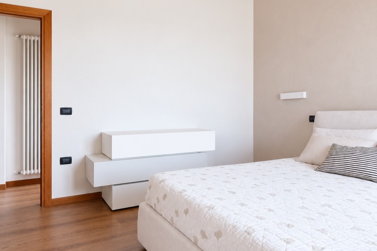 PORZIONE DI TRIFAMILIARE INDIPENDENTE CON GIARDINO A ROS&Agrave;