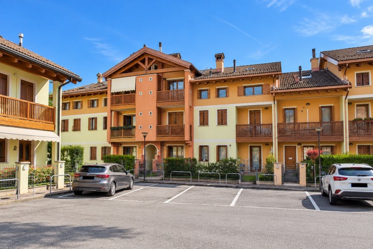AMPIO BILOCALE CON DUE TERRAZZI E GARAGE A FELTRE - GI&Agrave; LOCATO A REDDITO